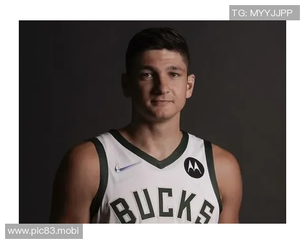 欢迎新兵！雄鹿拥抱新援奥斯曼-吉昂